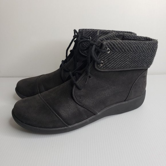 clarks folding shoes